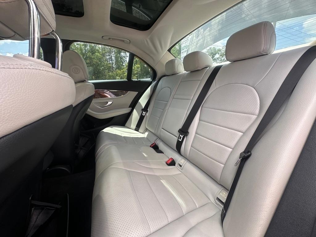 Mercedes-Benz C-Class 4dr Sdn C 300 4MATIC 2015