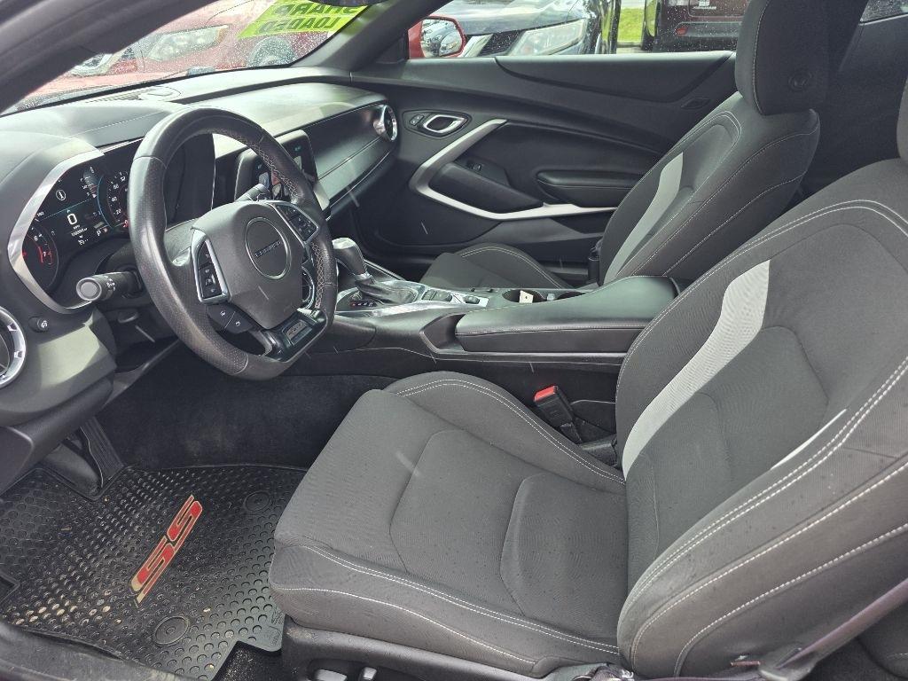 Chevrolet Camaro 2dr Cpe 1SS 2017
