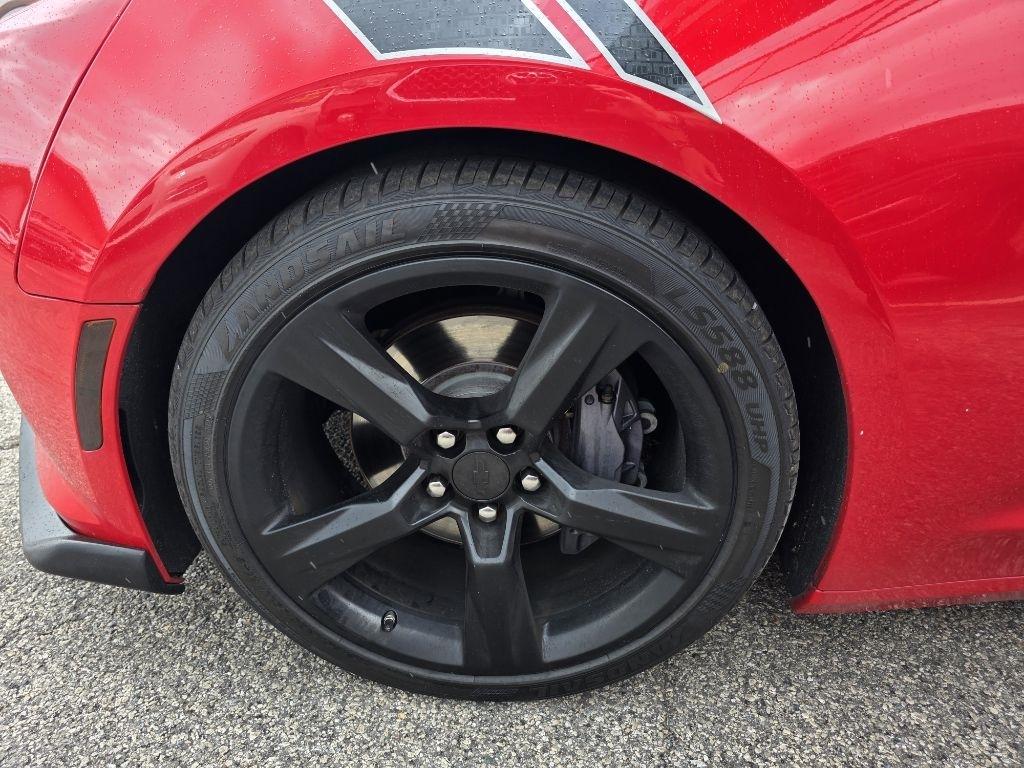 Chevrolet Camaro 2dr Cpe 1SS 2017
