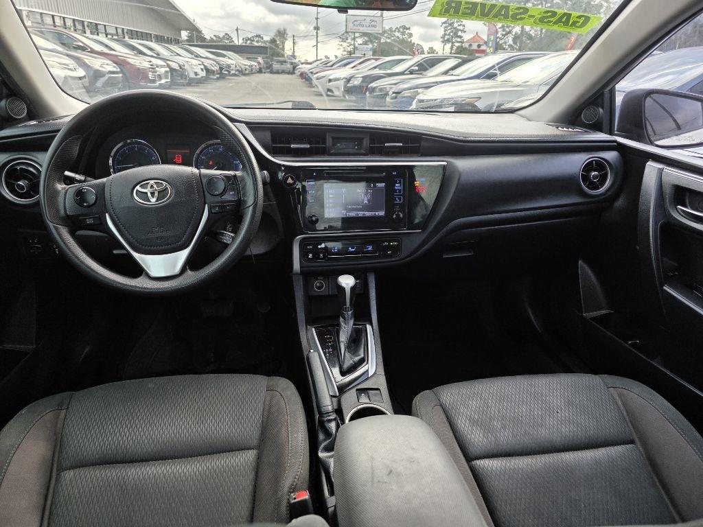 Toyota Corolla XLE CVT (Natl) 2019