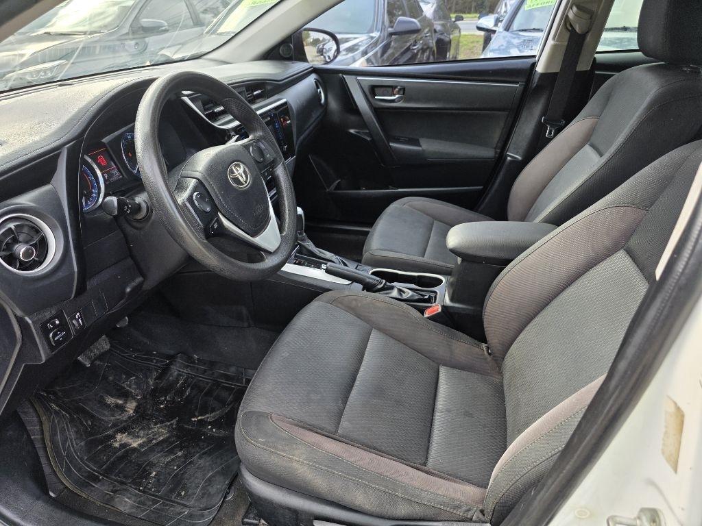 Toyota Corolla XLE CVT (Natl) 2019