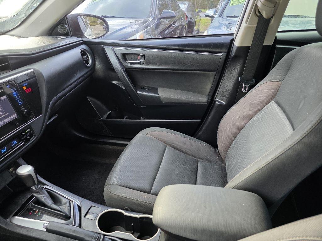 Toyota Corolla XLE CVT (Natl) 2019
