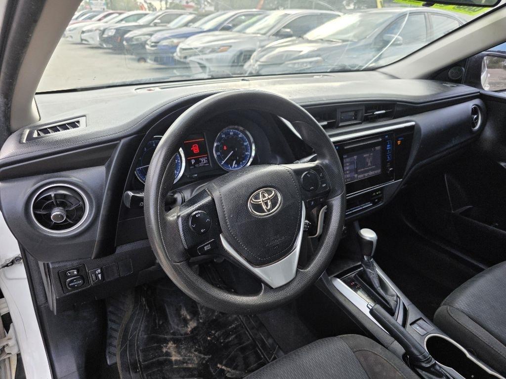 Toyota Corolla XLE CVT (Natl) 2019