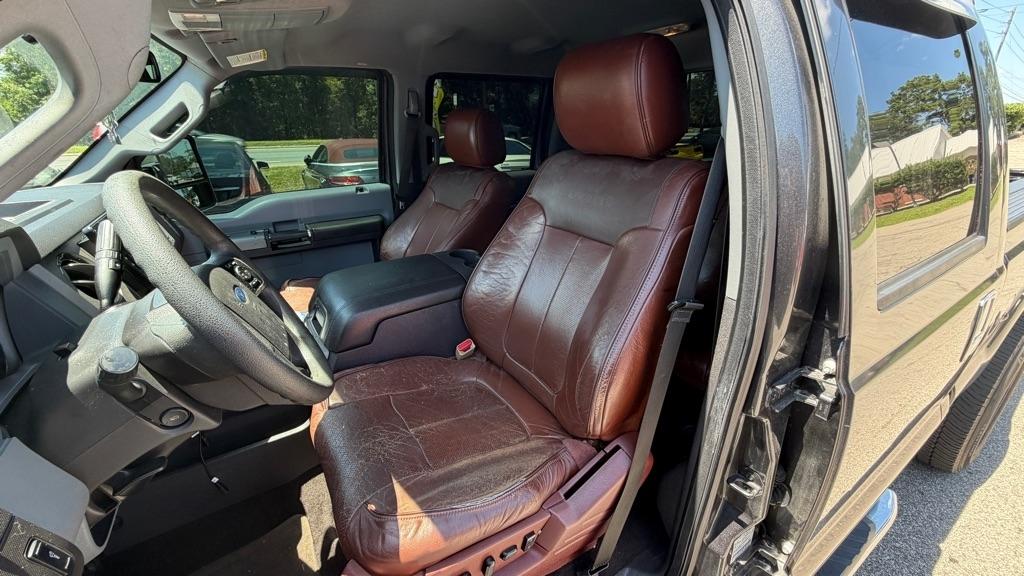 Ford Super Duty F-250 SRW 2WD Crew Cab 156" King Ranch 2016