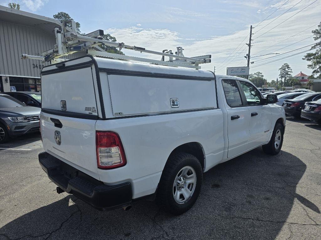 RAM 1500 Tradesman 4x2 Quad Cab 6'4" Box 2021