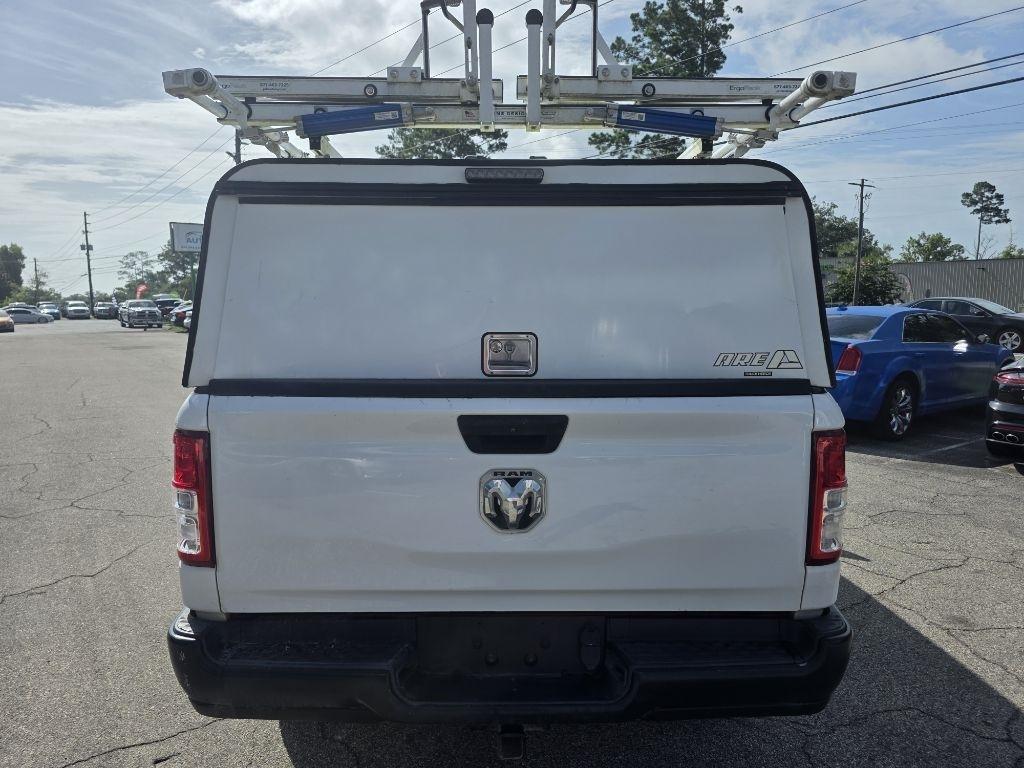 RAM 1500 Tradesman 4x2 Quad Cab 6'4" Box 2021