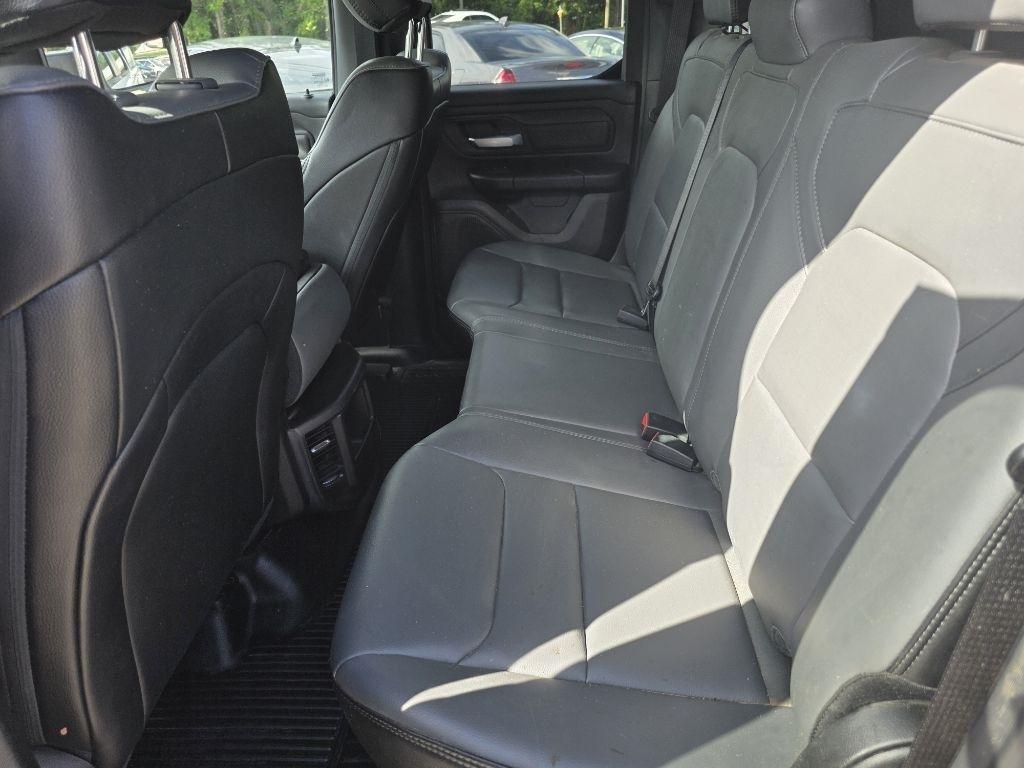 RAM 1500 Tradesman 4x2 Quad Cab 6'4" Box 2021