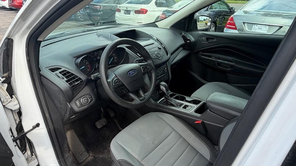 Ford Escape S FWD 2017
