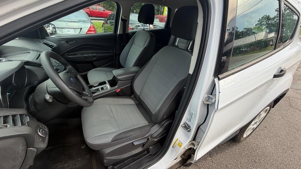 Ford Escape S FWD 2017