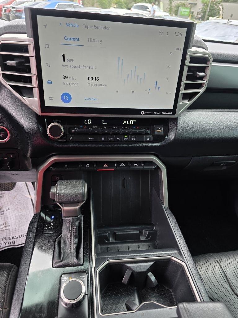 Toyota Tundra 2WD SR5 Double Cab 6.5' Bed (Natl) 2022