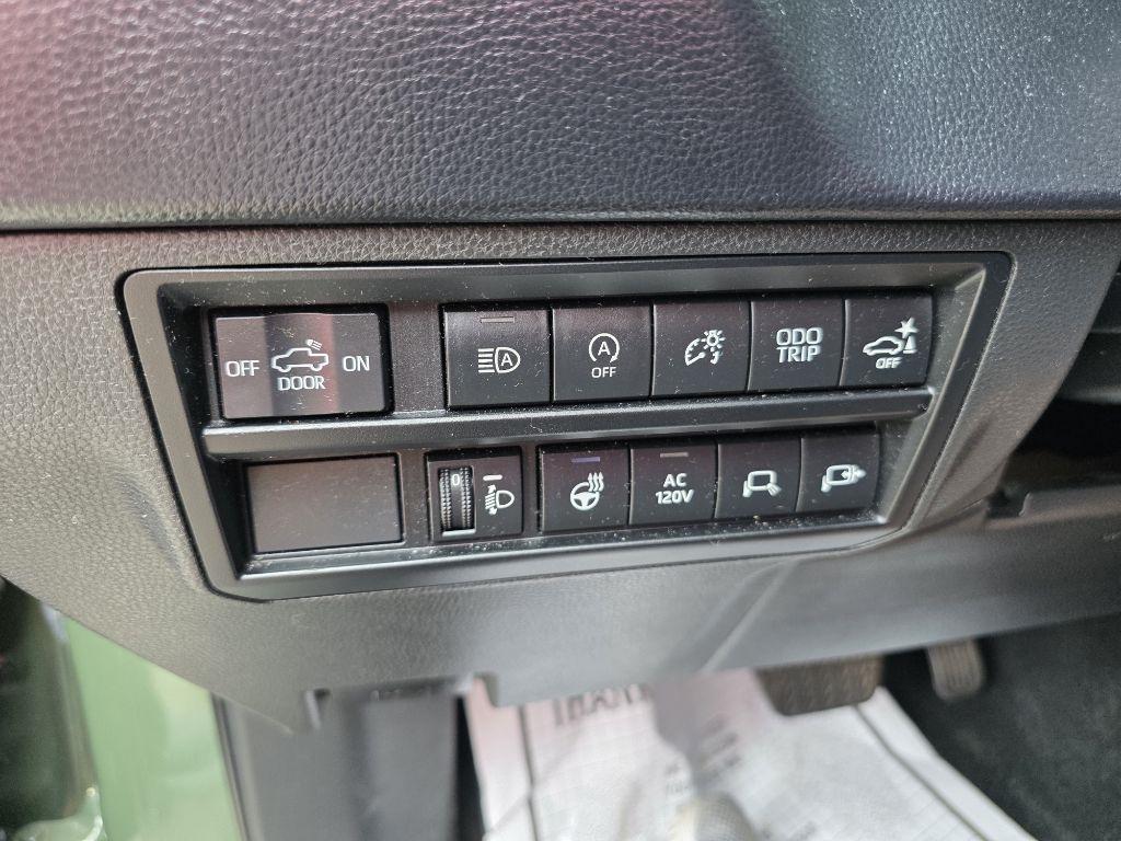 Toyota Tundra 2WD SR5 Double Cab 6.5' Bed (Natl) 2022