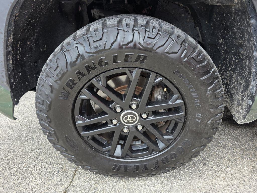 Toyota Tundra 2WD SR5 Double Cab 6.5' Bed (Natl) 2022