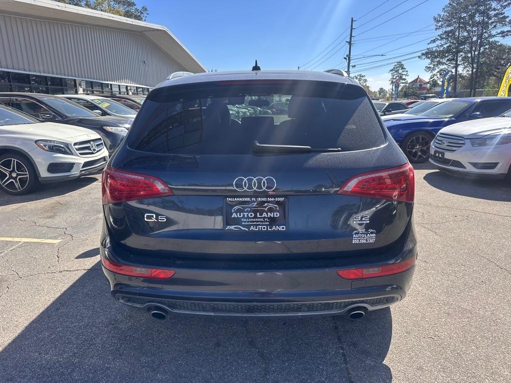 Audi Q5 quattro 4dr 3.2L Prestige 2012