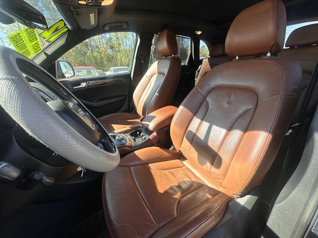 Audi Q5 quattro 4dr 3.2L Prestige 2012