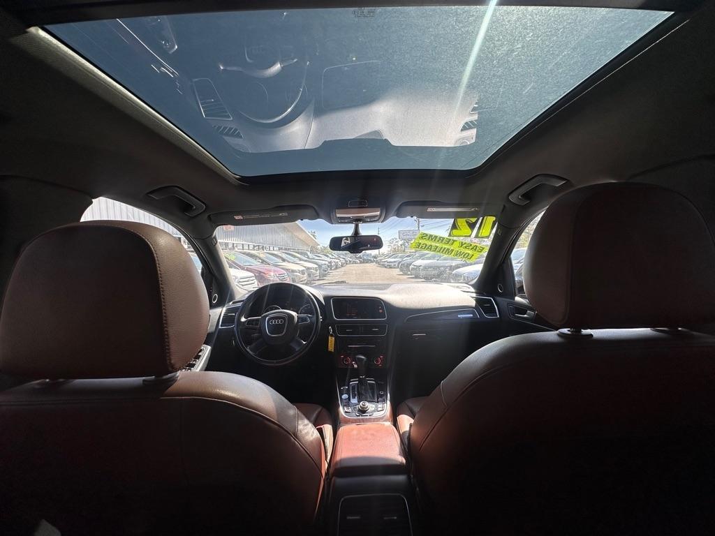 Audi Q5 quattro 4dr 3.2L Prestige 2012