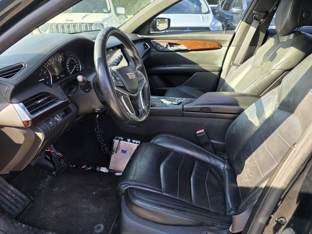 Cadillac CT6 4dr Sdn 2.0L Turbo RWD 2017