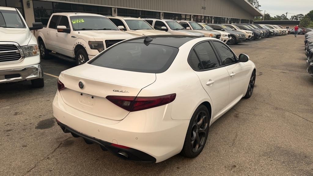 Alfa Romeo Giulia Ti Sport RWD 2018