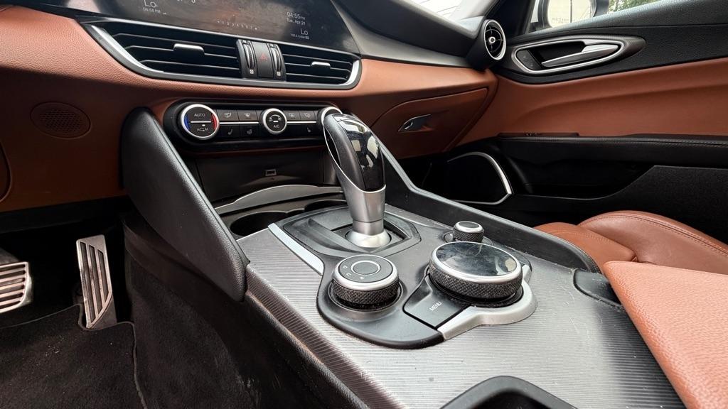 Alfa Romeo Giulia Ti Sport RWD 2018