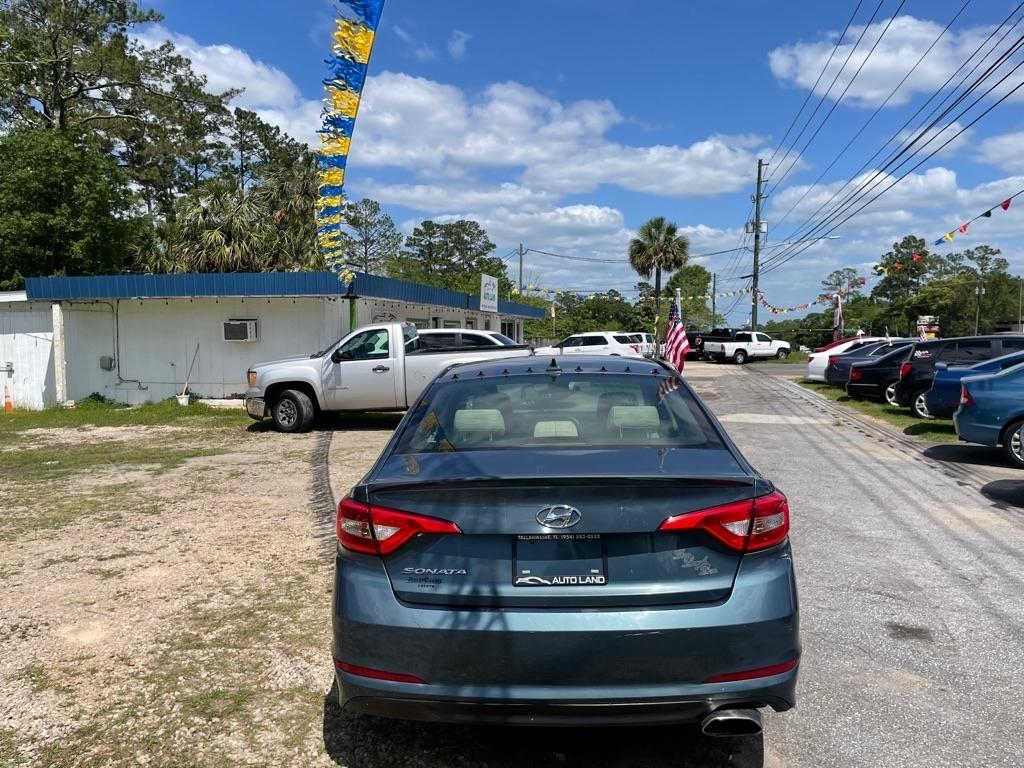 Hyundai Sonata 4dr Sdn 2.4L SE 2016