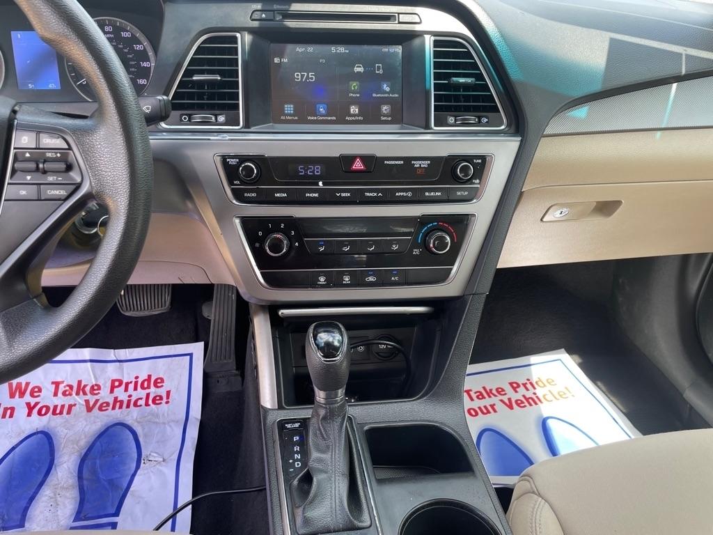 Hyundai Sonata 4dr Sdn 2.4L SE 2016