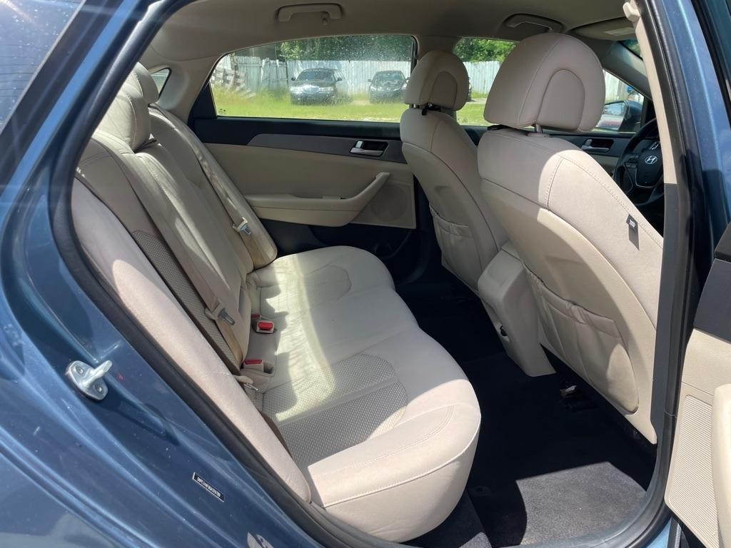 Hyundai Sonata 4dr Sdn 2.4L SE 2016
