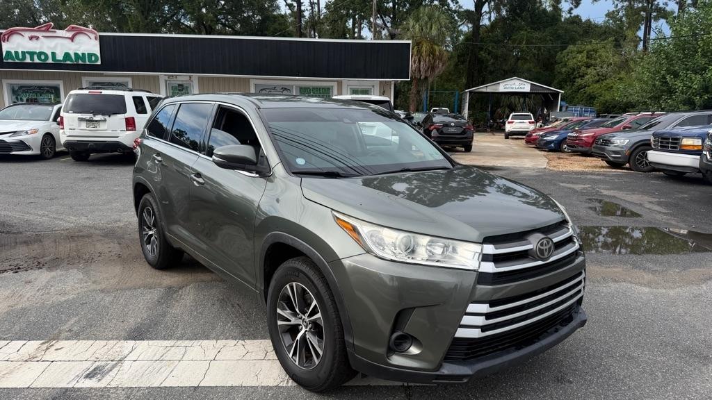 Toyota Highlander LE V6 FWD (Natl) 2018