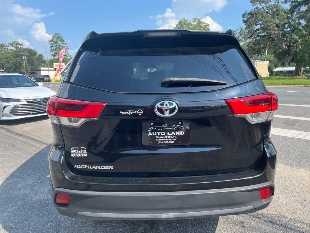 Toyota Highlander LE I4 FWD (Natl) 2017