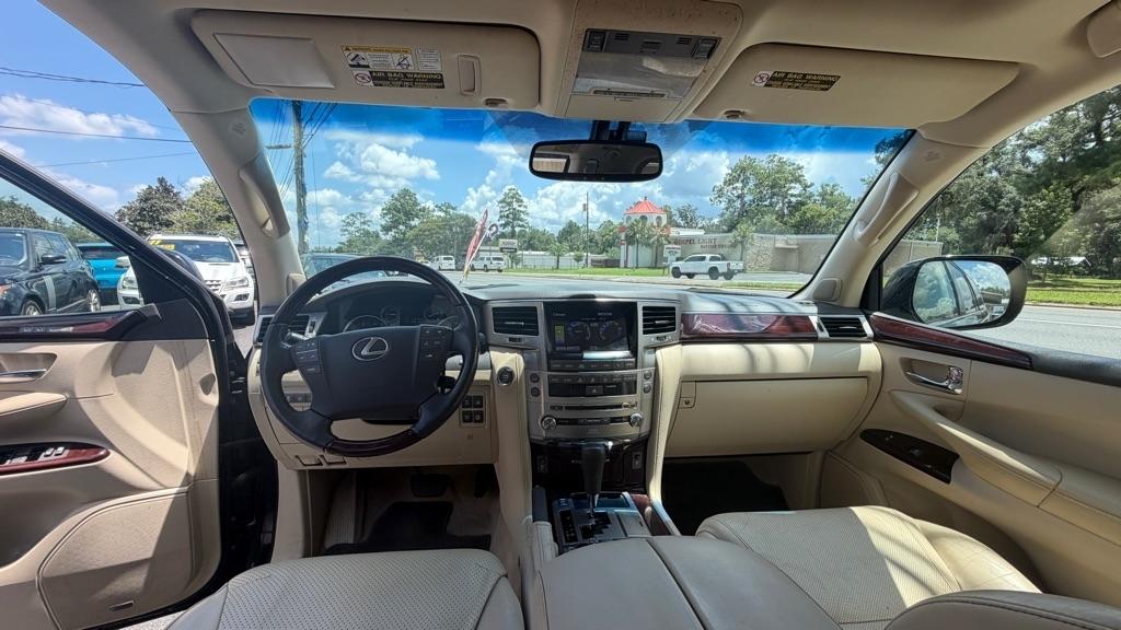 Lexus LX 570 4WD 4dr 2015