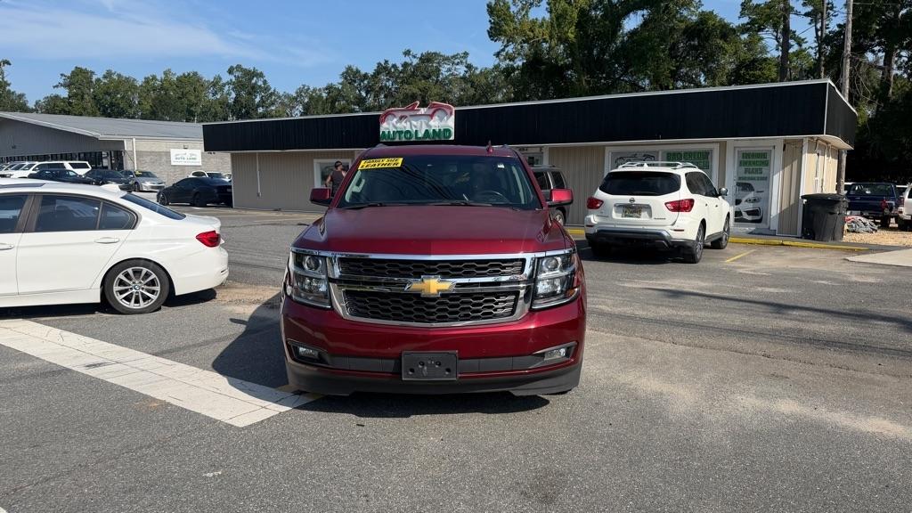 Chevrolet Suburban 2WD 4dr 1500 LT 2017