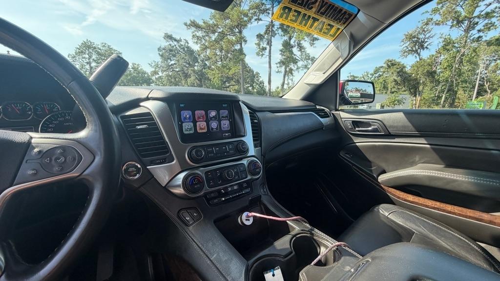 Chevrolet Suburban 2WD 4dr 1500 LT 2017