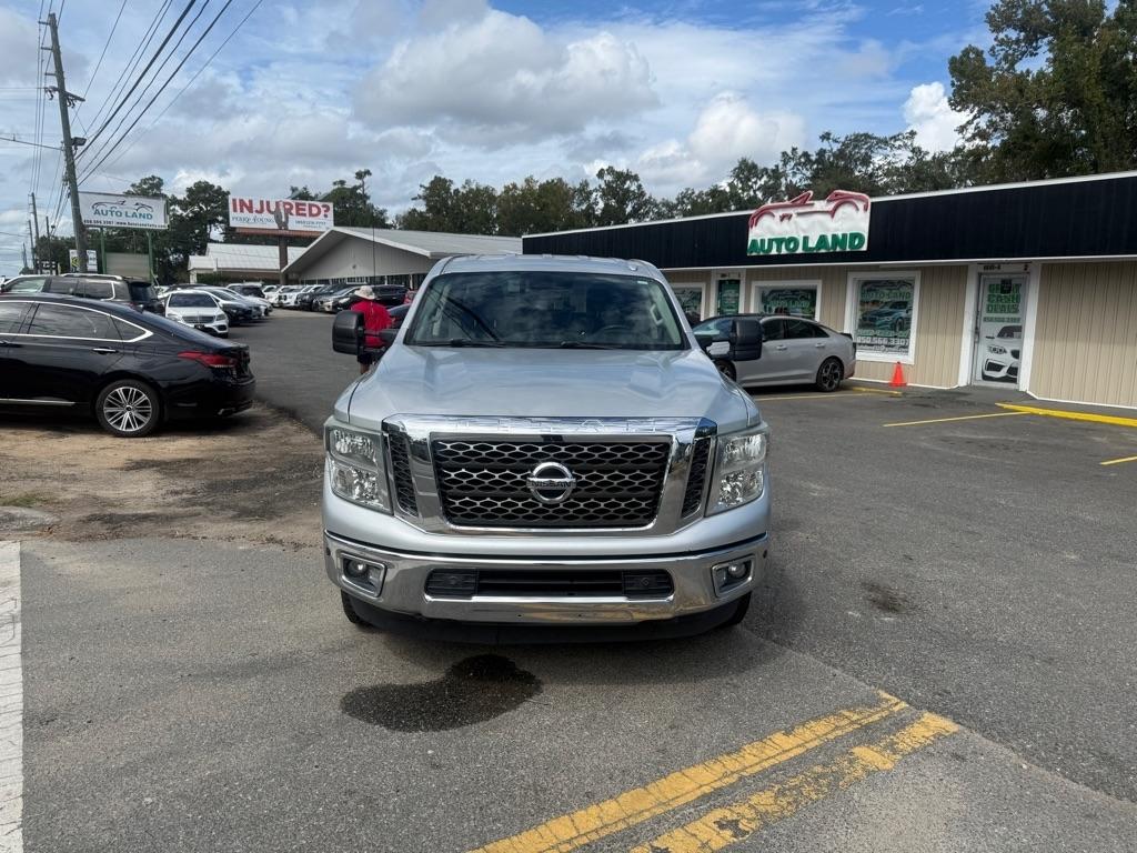 Nissan Titan XD 4x4 Diesel Crew Cab SV 2017