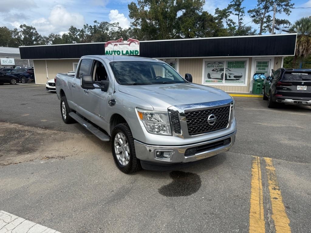 Nissan Titan XD 4x4 Diesel Crew Cab SV 2017