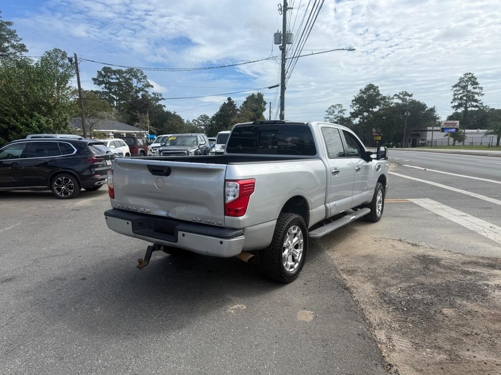 Nissan Titan XD 4x4 Diesel Crew Cab SV 2017
