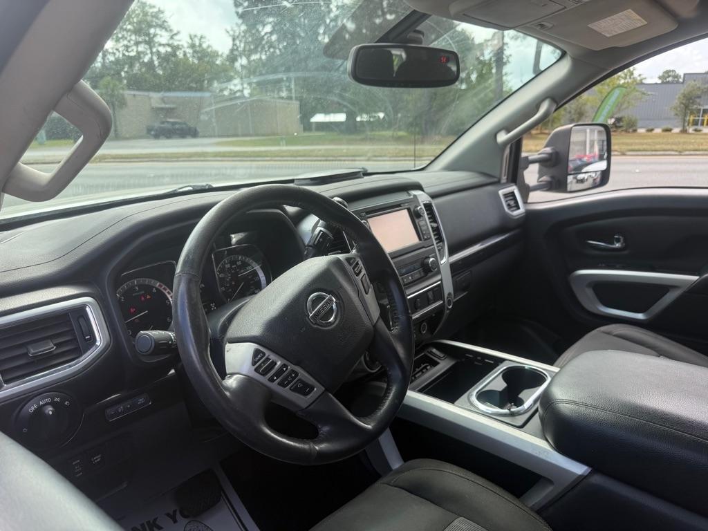 Nissan Titan XD 4x4 Diesel Crew Cab SV 2017