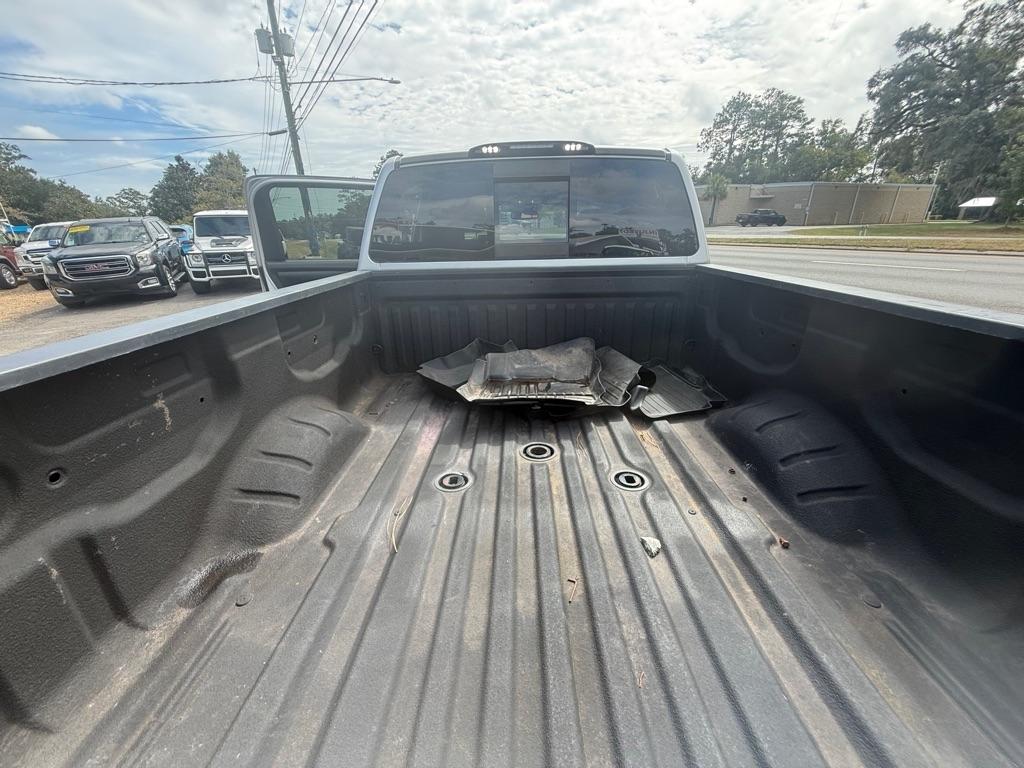Nissan Titan XD 4x4 Diesel Crew Cab SV 2017