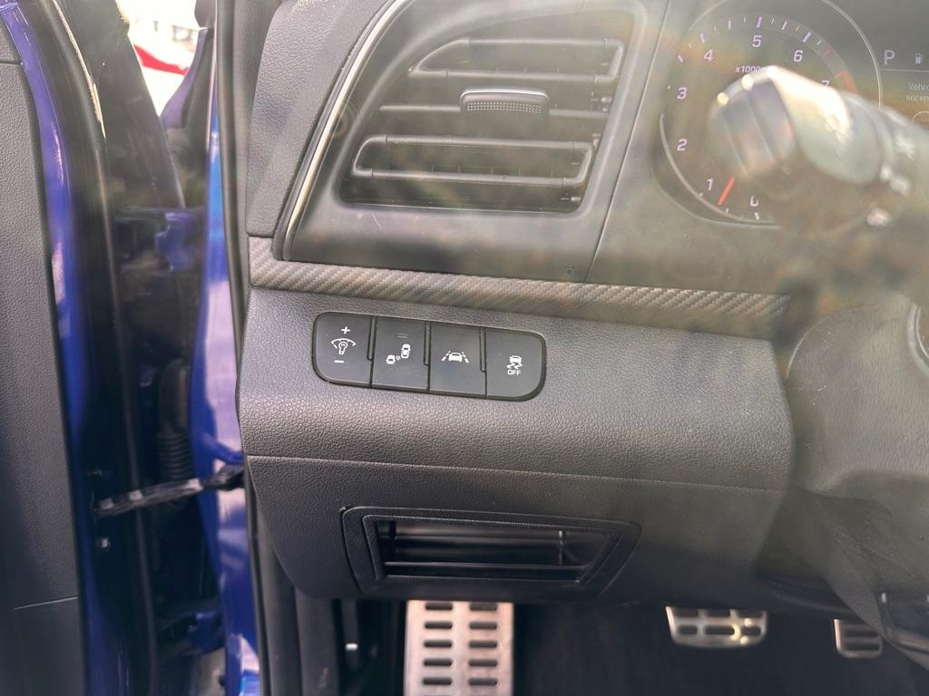 Hyundai Elantra Sport DCT 2020