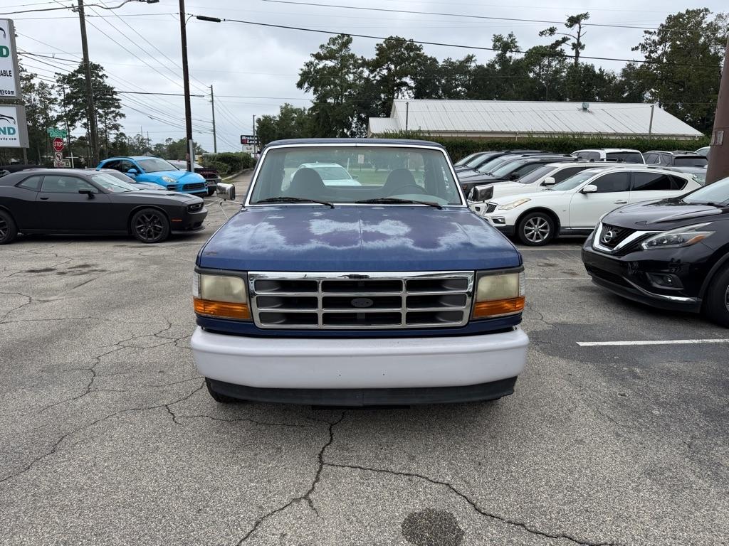 Ford F-150 Reg Cab 116.8" WB 1996