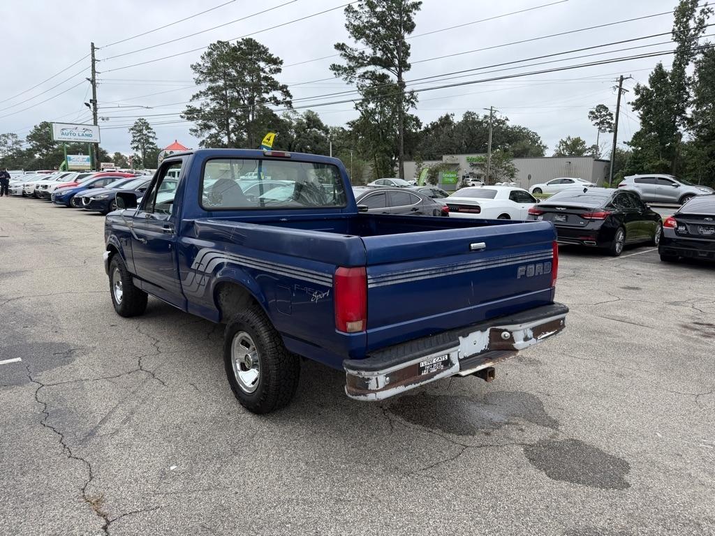 Ford F-150 Reg Cab 116.8" WB 1996