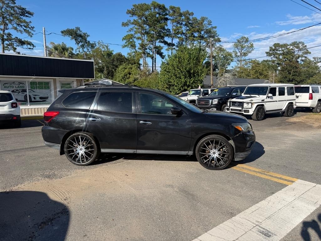 Nissan Pathfinder FWD SV 2017
