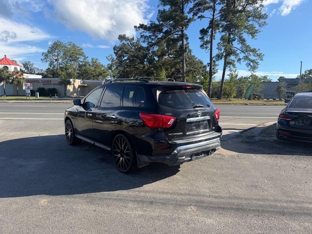 Nissan Pathfinder FWD SV 2017