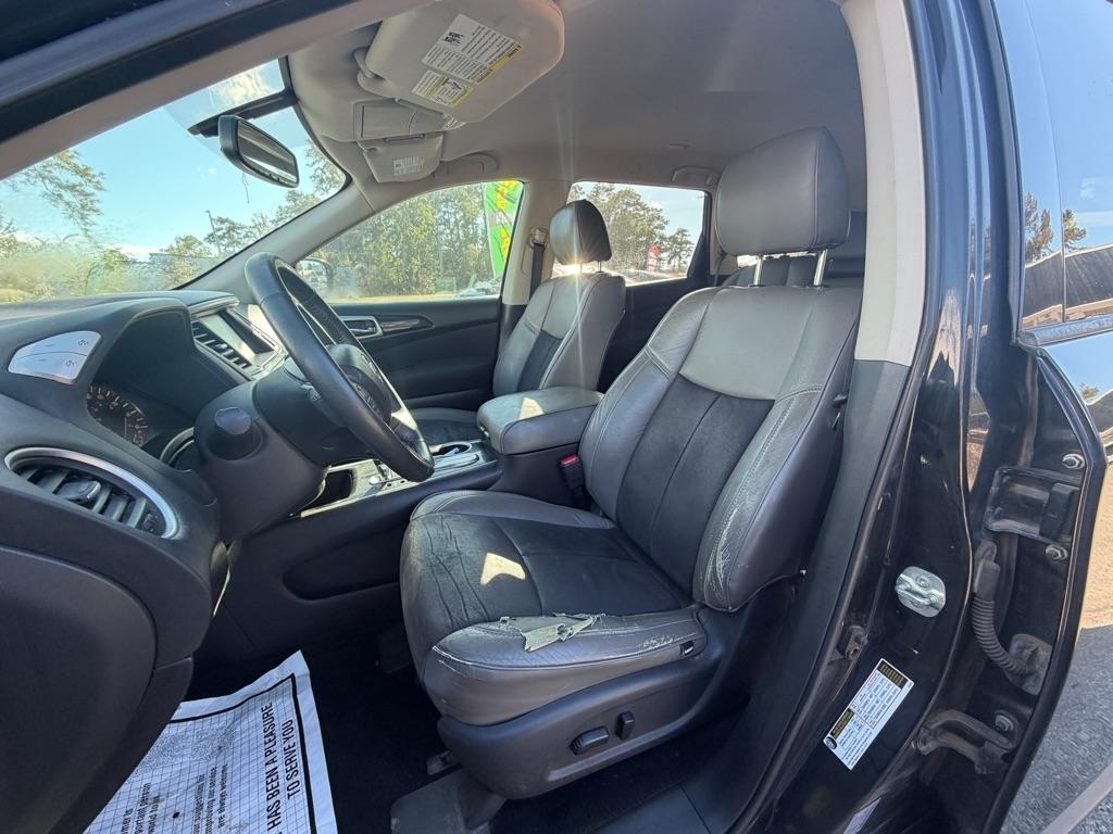 Nissan Pathfinder FWD SV 2017