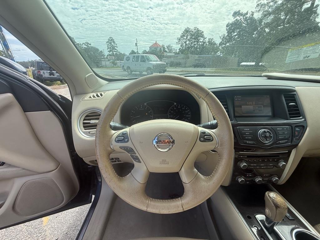 Nissan Pathfinder 2WD 4dr SL 2013
