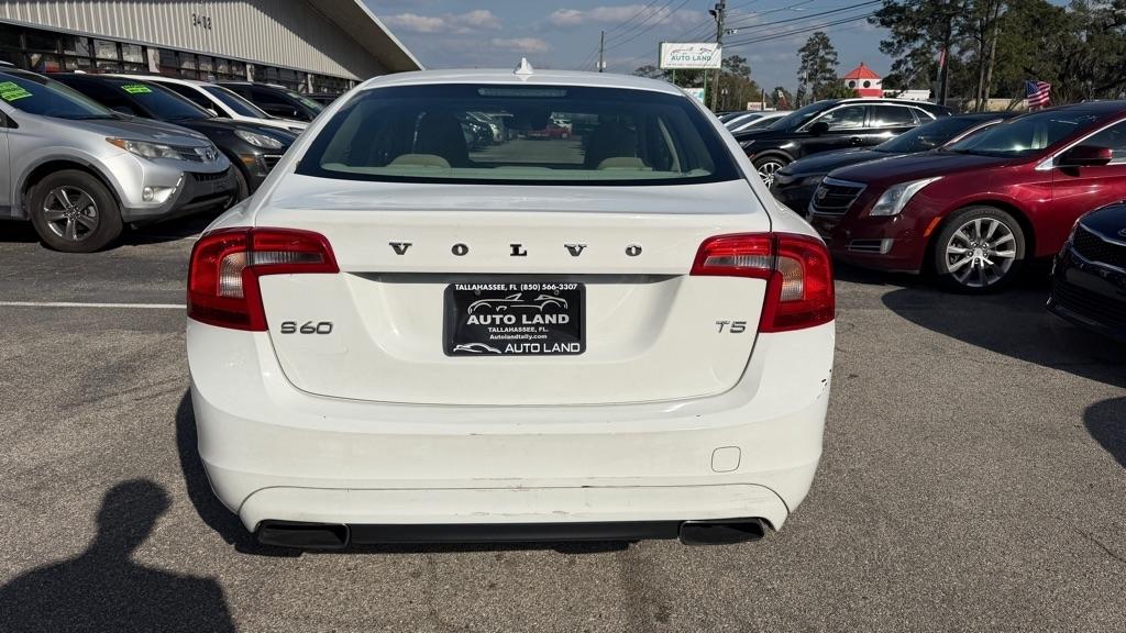 Volvo S60 2015.5 4dr Sdn T5 Drive-E Premier FWD 2015