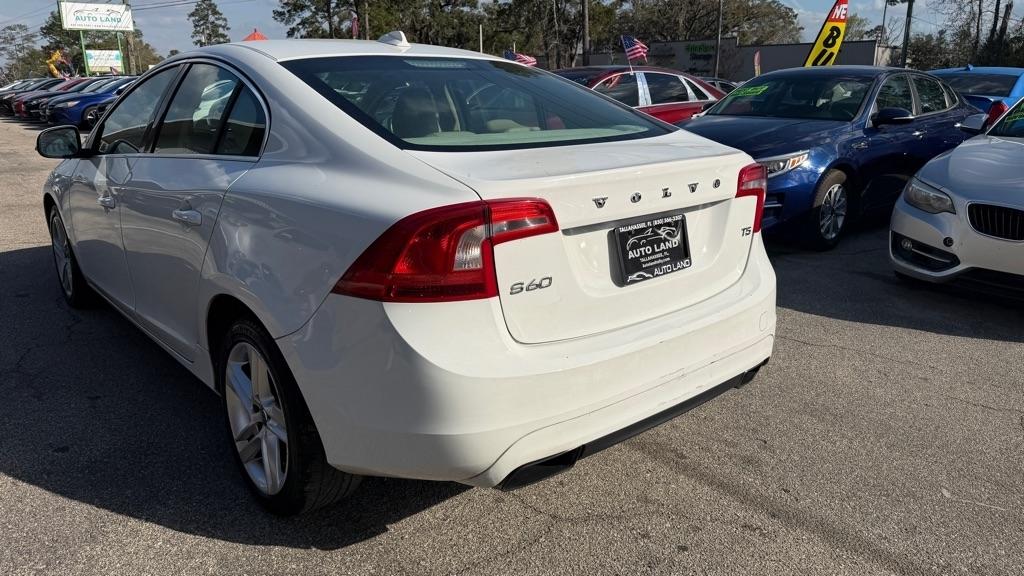 Volvo S60 2015.5 4dr Sdn T5 Drive-E Premier FWD 2015