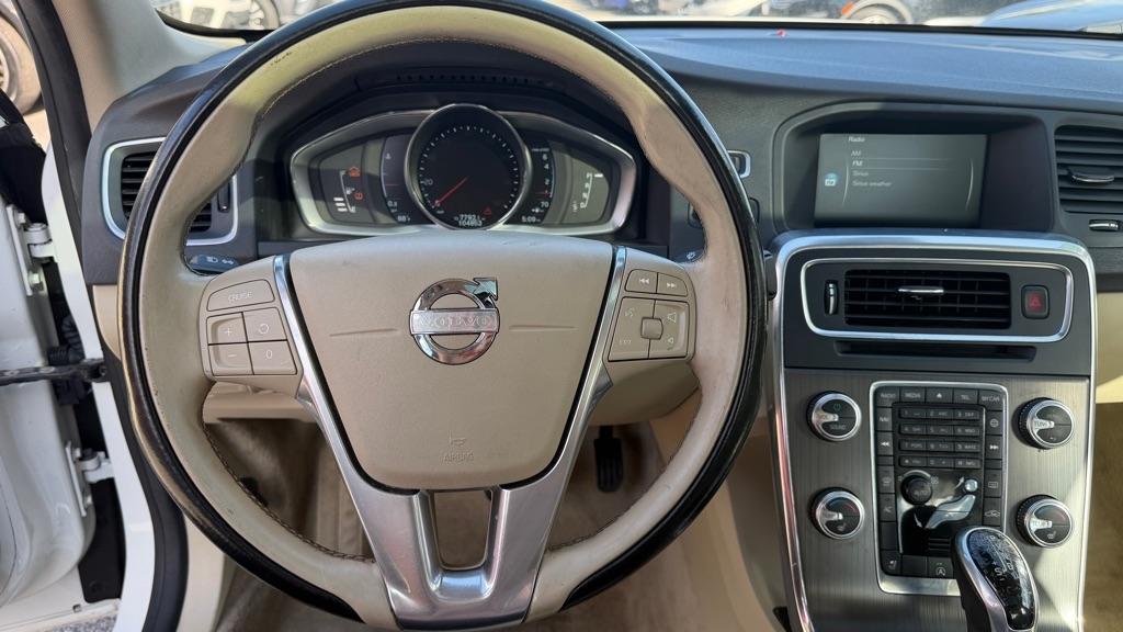 Volvo S60 2015.5 4dr Sdn T5 Drive-E Premier FWD 2015