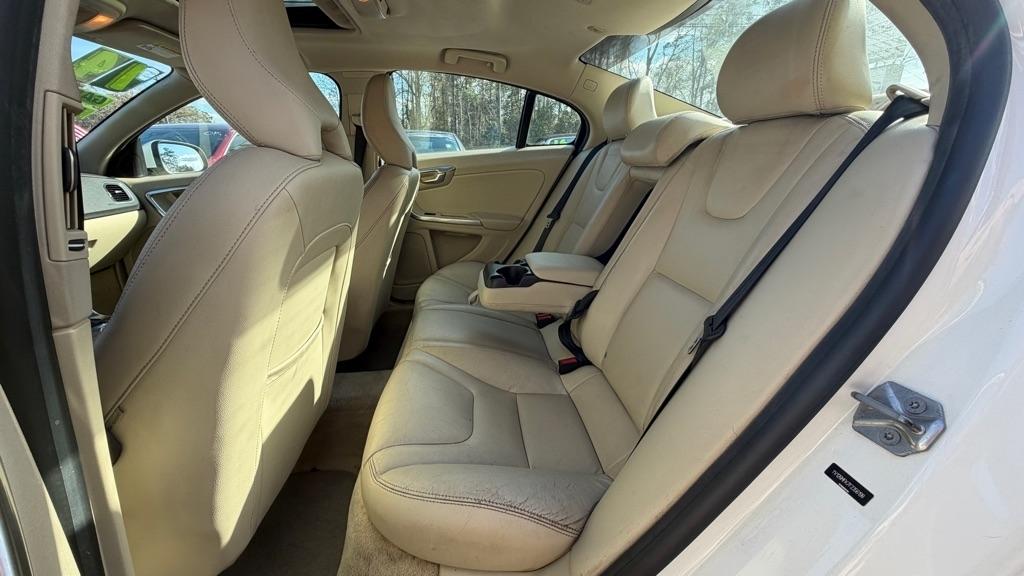 Volvo S60 2015.5 4dr Sdn T5 Drive-E Premier FWD 2015