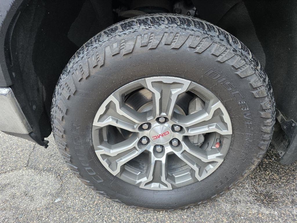 GMC Sierra 1500 4WD Double Cab 147" SLE 2020