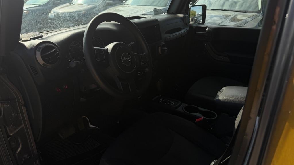 Jeep Wrangler Unlimited 4WD 4dr Sport 2016