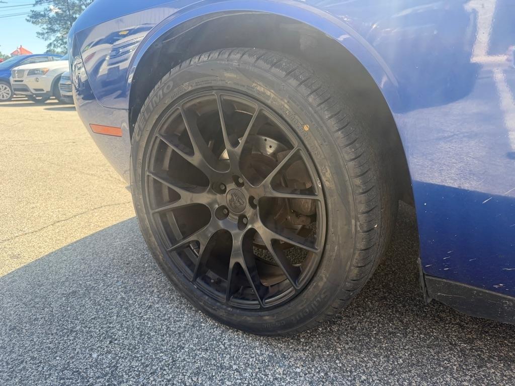 Dodge Challenger SXT RWD 2018