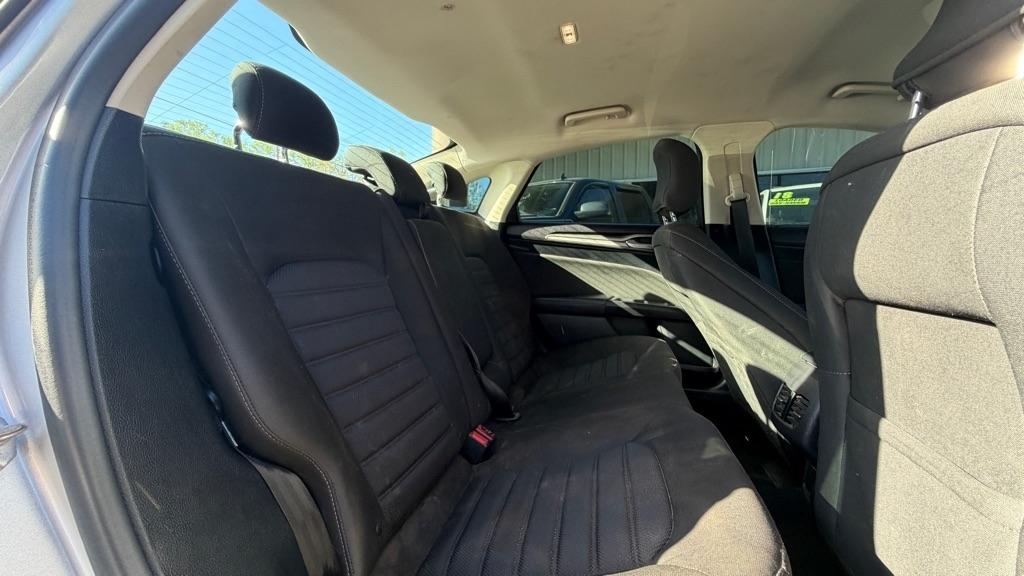 Ford Fusion SE FWD 2018
